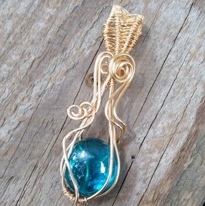 Handmade wire woven gold coated elegant pendant